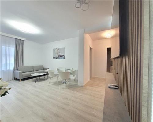 Apartament la cheie etajul 1 cu 3 camere balcon si parcare  Doamna Stanca