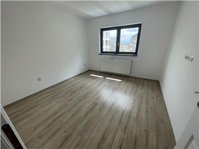 Apartament la CHEIE 2 camere cu balcon si parcare pe Doamna Stanca