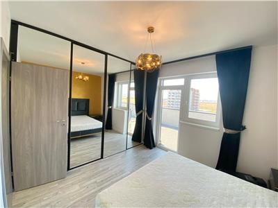 Penthouse de lux cu 3 camere 2 bai si terasa in Sibiu