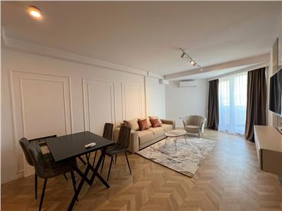 Apartament de lux 58 mp utili cu terasa 15 mp si parcare in Evolution