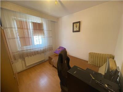 Apartament cu 2 camere si balcon in Vasile Aaron