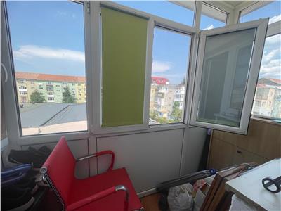 Apartament cu 2 camere si balcon in Vasile Aaron