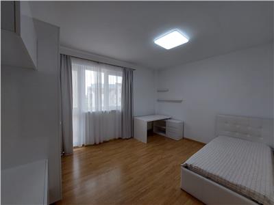 Apartament 3 camere cu terasa boxa parcare in zona Turnisor