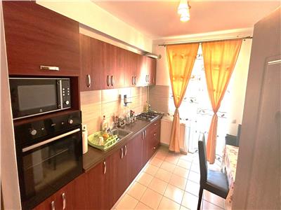 Apartament mobilat cu 2 dormitoare etajul 2 cu balcon in Arhitectilor