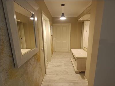 Apartament de lux etajul 1 cu 3 camere 2 bai zona Spital