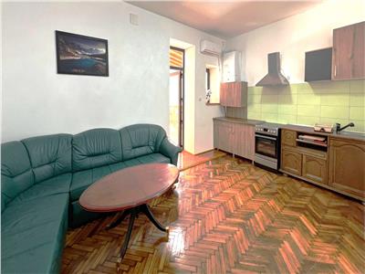 Apartament vintage 3 camere 90 mp utili si terasa pe Balcescu