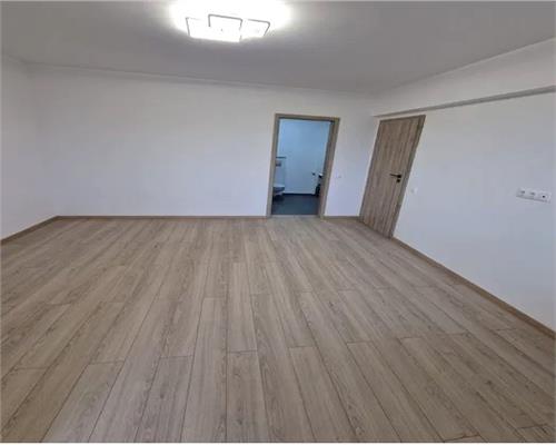 Apartament finalizat 3 camere 2 bai balcon 10 mp Ciresica Sibiu