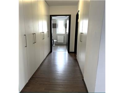 Apartament modern cu 2 camere si parcare in zona  Mihai Viteazu