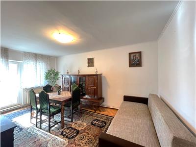 Apartament pet friendly etajul 1 cu  3 camere balcon zona centrala