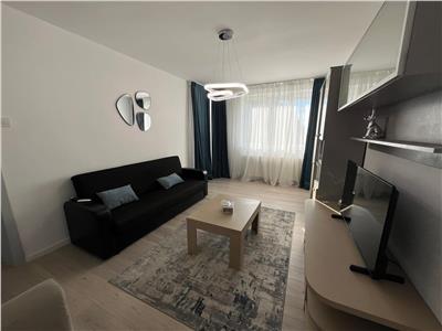 Apartament modern 3 camere cu balcon etaj 1 zona Strand