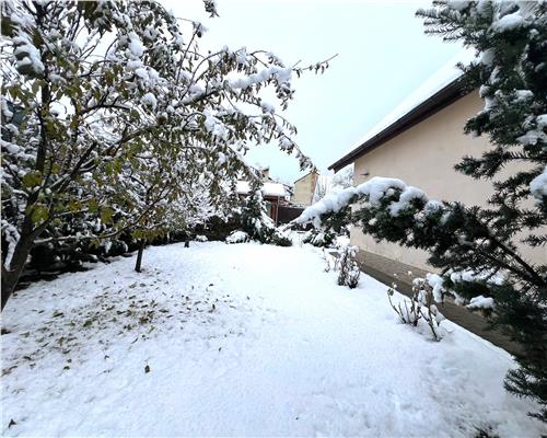 Casa moderna cu 3 camere si filigorie in zona Cedonia