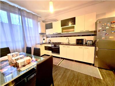 Apartament la vila cu 3 camere generoase in zona Hipodrom