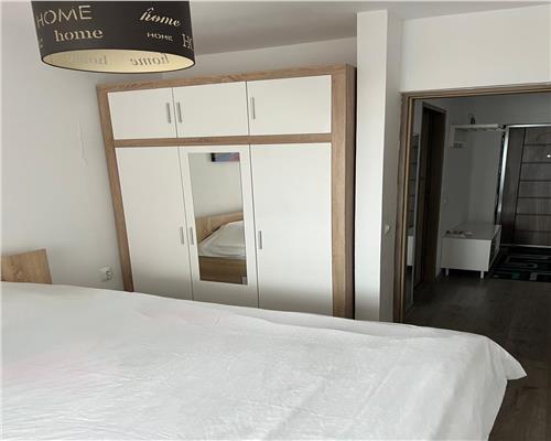 Apartament mobilat cu 2 camere balcon si parcare Doamna Stanca