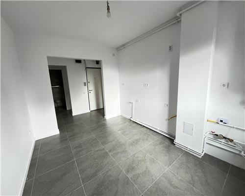 Apartament nou 3 camere 2 bai etaj 1 zona Milea