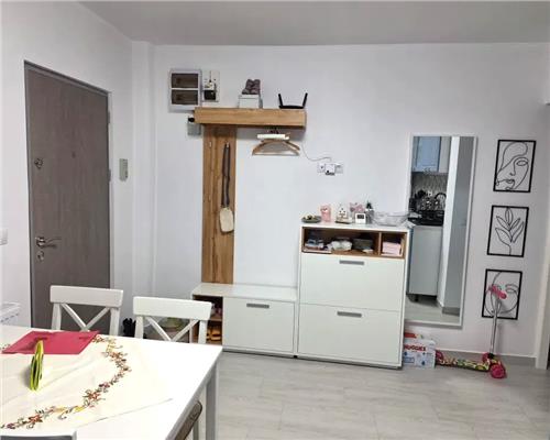 Apartament 2 camere decomandate  etaj 2  zona  Vasile Aaron