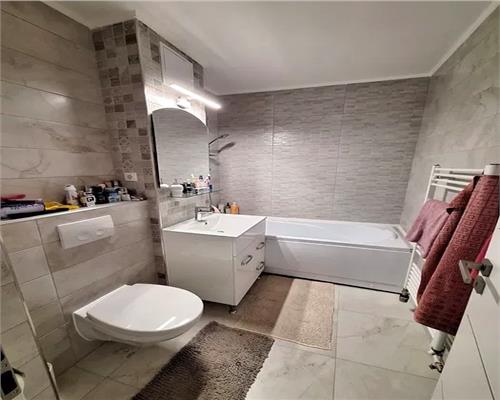 Apartament 2 camere decomandate  etaj 2  zona  Vasile Aaron