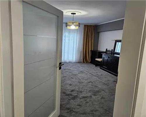 Apartament modern cu 2 camere si balcon zona Spitalul Judetean