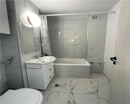 Apartament 2 camere decomandat zona Strand