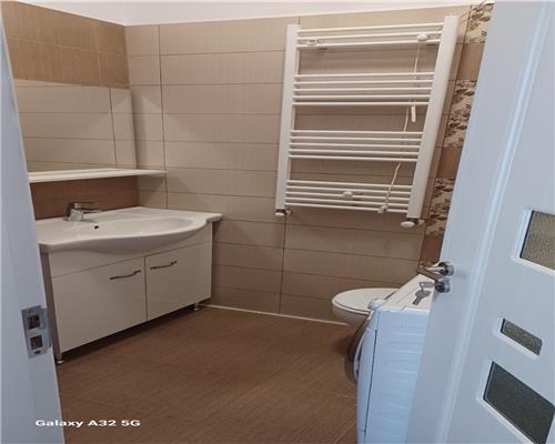 Apartament modern cu 3 camere decomandat pe Doamna Stanca