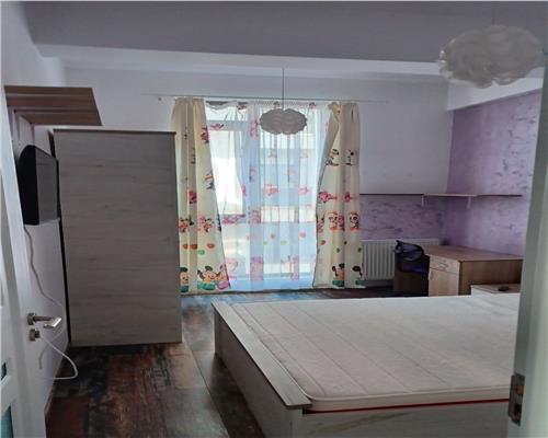 Apartament modern cu 3 camere decomandat pe Doamna Stanca