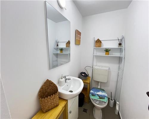 Apartament modern 3 camere la casa in zona Piata Cluj