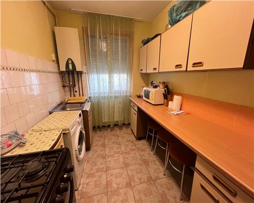 Apartament 2 camere decomandat Rahova