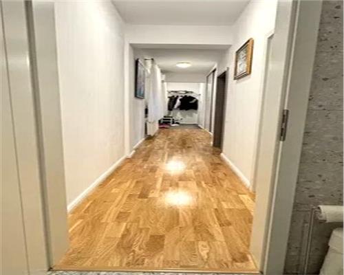 Apartament 2 camere decomandat etaj 2 zona Bieltz