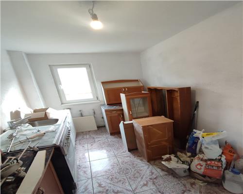 Apartament cu 3 camere pe Mihai Viteazu