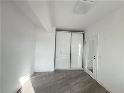 Apartament etaj 2 la cheie 3 camere 2 bai balcon parcare in Sibiu