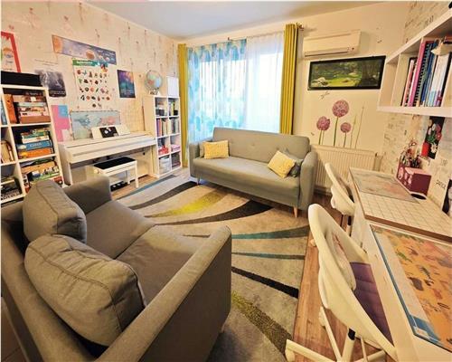 Apartament modern decomandat cu 3 camere si pivnita in Avangarden