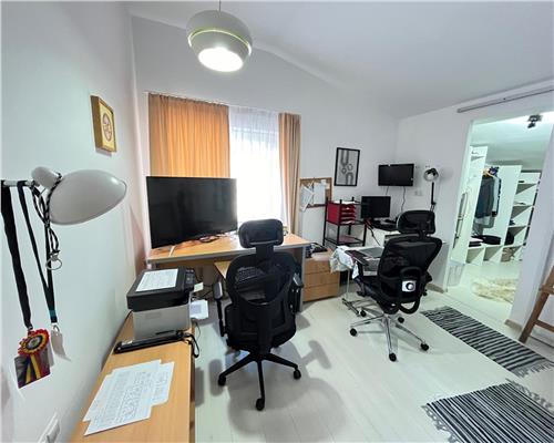 Apartament modern 3 camere la casa in zona Piata Cluj