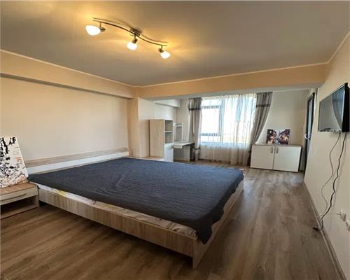 Apartament 3 camere 2 bai 67 mp zona Doamna Stanca