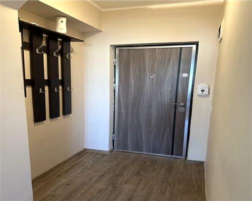 Apartament 3 camere 2 bai 67 mp zona Doamna Stanca