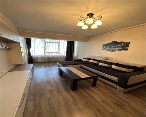 Apartament 3 camere 2 bai 67 mp zona Doamna Stanca