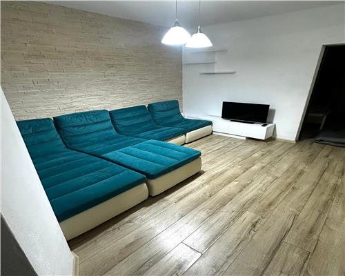 Apartament 3 camere 60 mp utili  si gradina in zona Turnisor