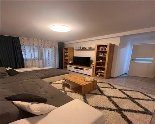 Apartament modern 2 camere decomandat cu gradina