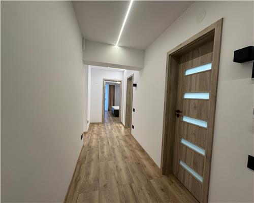 Apartament de lux cu 3 camere cu 2 terase zona Doamna Stanca