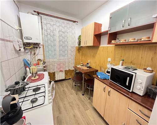 Apartament decomandat 2 camere zona Rahova