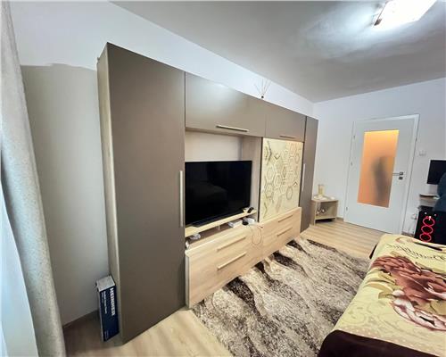 Apartament decomandat 2 camere zona Rahova