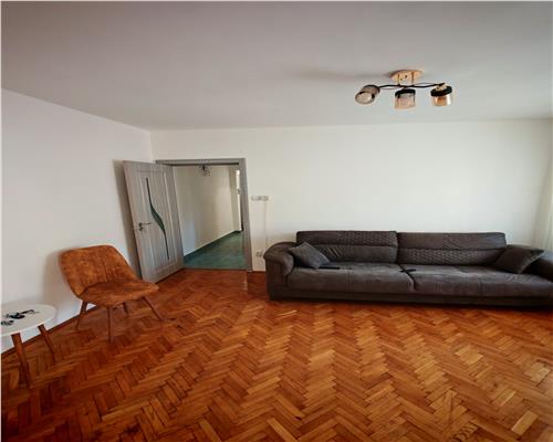 Apartament cu 2 camere in zona Centrala