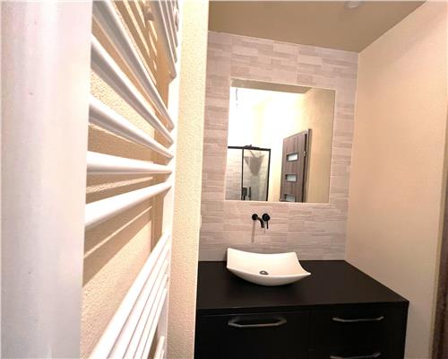 Apartament modern cu 2 camere si 2 parcari in zona Doamna Stanca