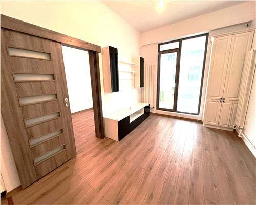 Apartament modern cu 2 camere si 2 parcari in zona Doamna Stanca