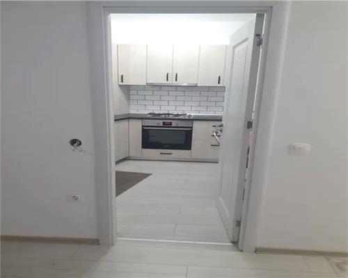 Apartament 2 camere etaj 3 cu balcon zona Turnisor