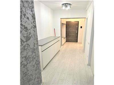 Apartament de lux etajul 1 cu 2 camere balcon si 2 parcari subterane