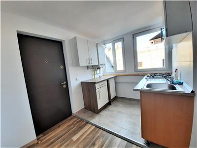 Apartament 66 mp utili pivnita 29 mp parcare zona Nicolae Balcescu