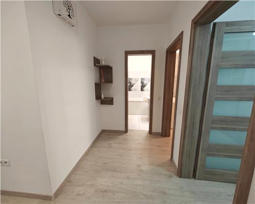 Apartament  3 camere si loc de parcare subteran in zona Turnisor