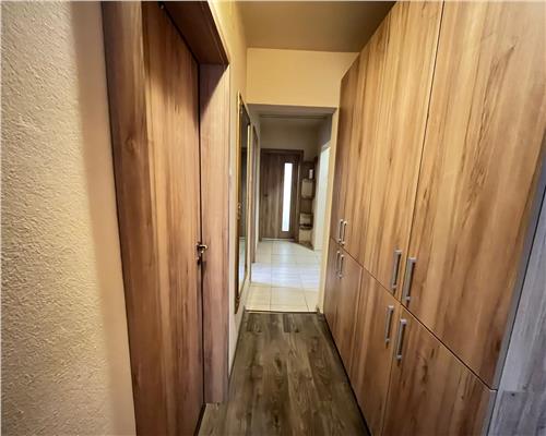 Apartament 3 camere decomandat 2 bai 2 balcoane Calea Dumbravii