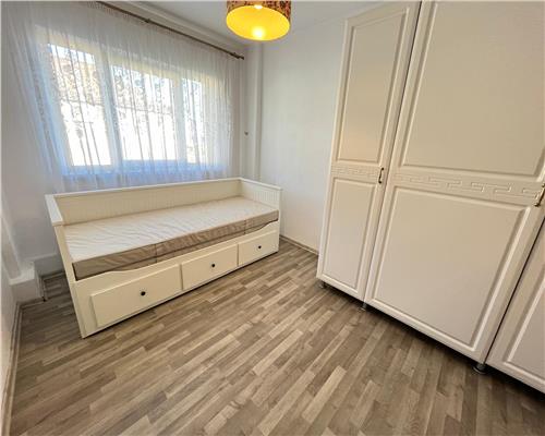 Apartament 3 camere decomandat 2 bai 2 balcoane Calea Dumbravii