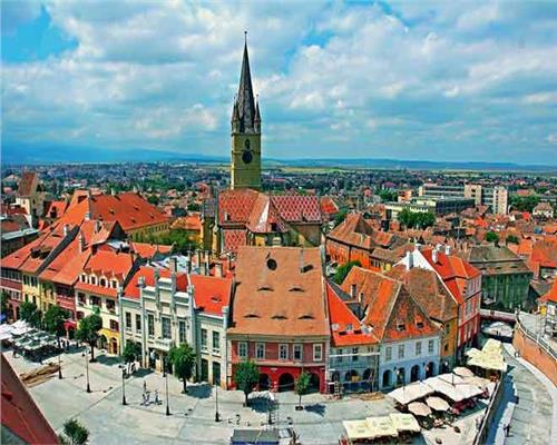 Apartament etajul 1 cu 2 camere in Piata Mare din Sibiu