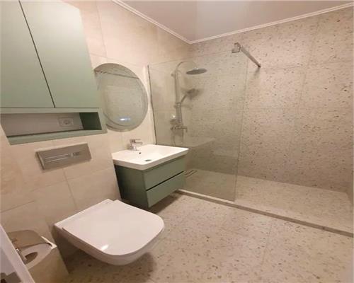 Apartament 2 camere decomandat 63 mp pe strada Stefan cel Mare